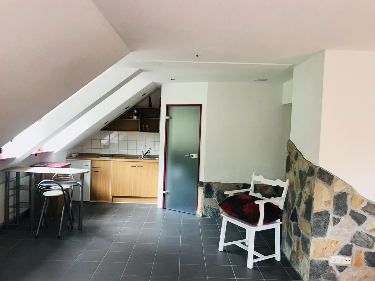 Hotel Gasthof Zum Lowen Wiechs am Randen Extérieur photo